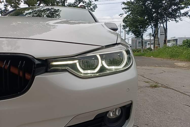 Used BMW 3 Series 2018 320Li Fashion Model Left Front Headlight