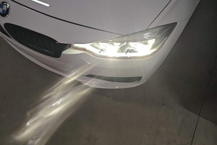 Used BMW 3 Series 2018 320Li Fashion Model Left Front Headlight