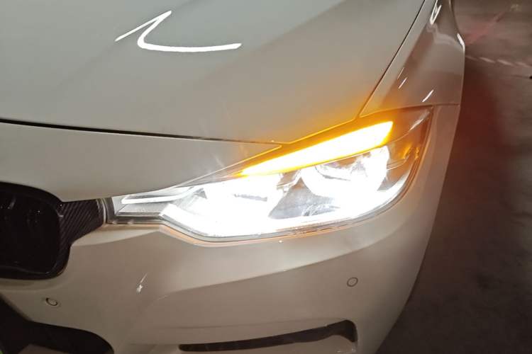 Used BMW 3 Series 2018 330i M Sport Night Edition Left Front Headlight