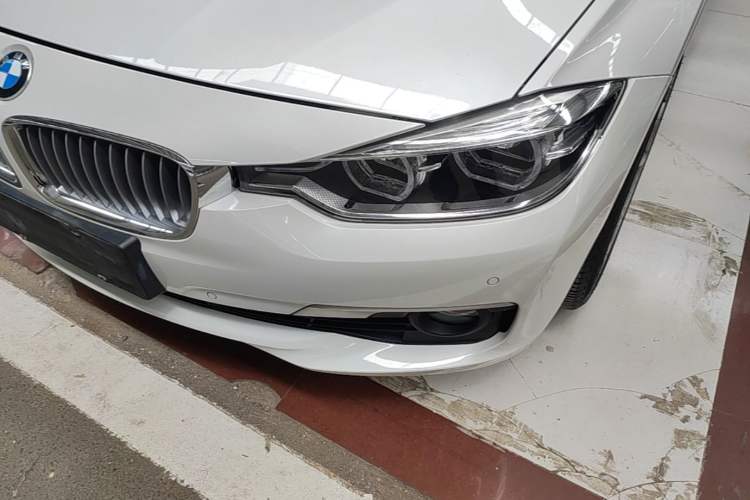 Used BMW 3 Series 2018 320Li Fashion Model Left Front Headlight
