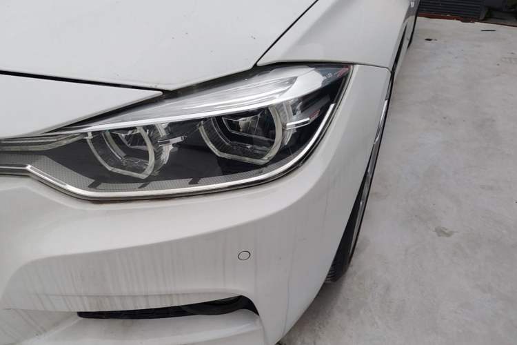 Used BMW 3 Series 2018 320i M Sport Package Left Front Headlight