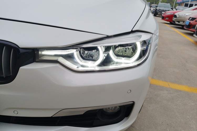 Used BMW 3 Series 2018 320Li Fashion Model Left Front Headlight