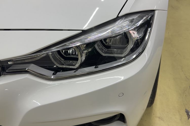 Used BMW 3 Series 2018 320i M Sport Package Left Front Headlight