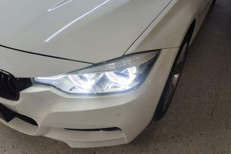 Used BMW 3 Series 2018 320i M Sport Night Edition Left Front Headlight
