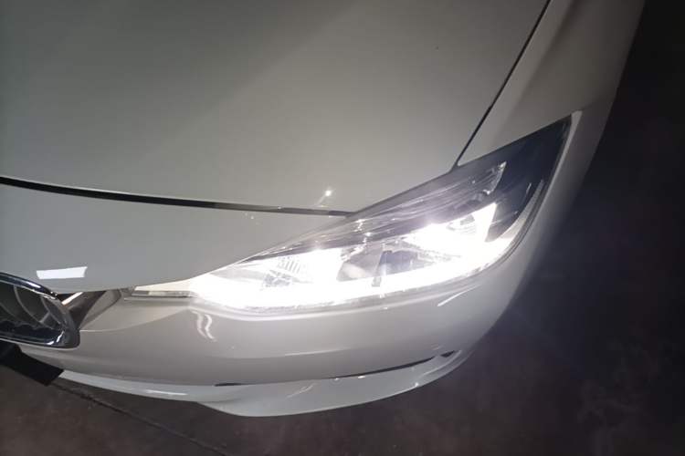 Used BMW 3 Series 2018 320Li Fashion Model Left Front Headlight