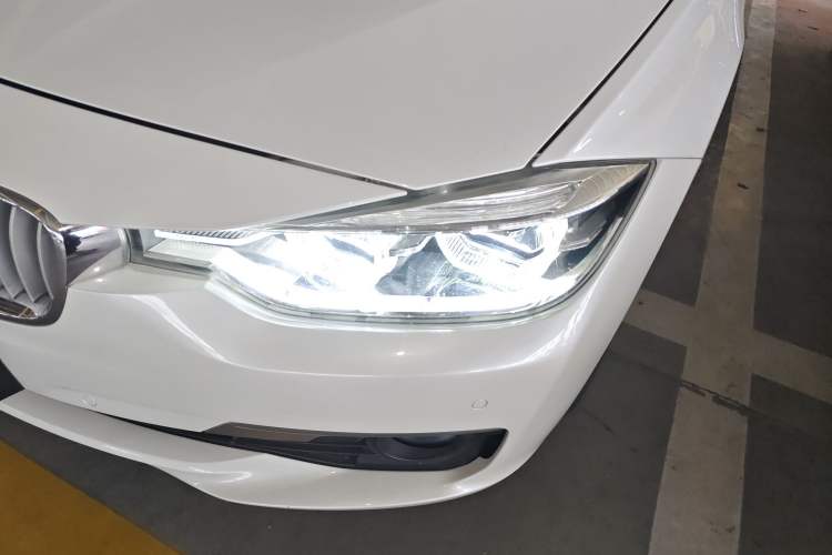 Used BMW 3 Series 2018 320Li Fashion Model Left Front Headlight
