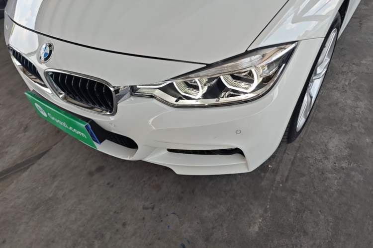 Used BMW 3 Series 2018 320i M Sport Package Left Front Headlight