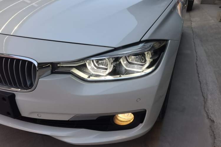 Used BMW 3 Series 2018 320Li Fashion Model Left Front Headlight