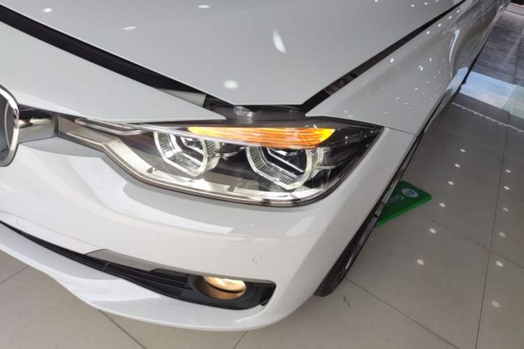 Used BMW 3 Series 2018 320Li Fashion Model Left Front Headlight