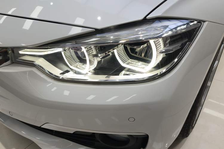 Used BMW 3 Series 2018 320Li Fashion Model Left Front Headlight