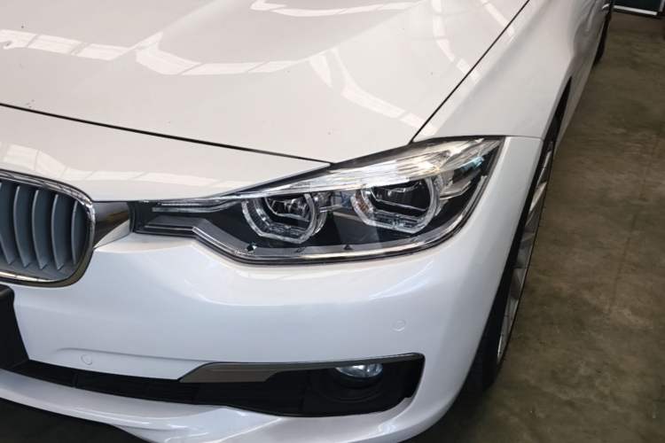 Used BMW 3 Series 2018 320Li Fashion Model Left Front Headlight