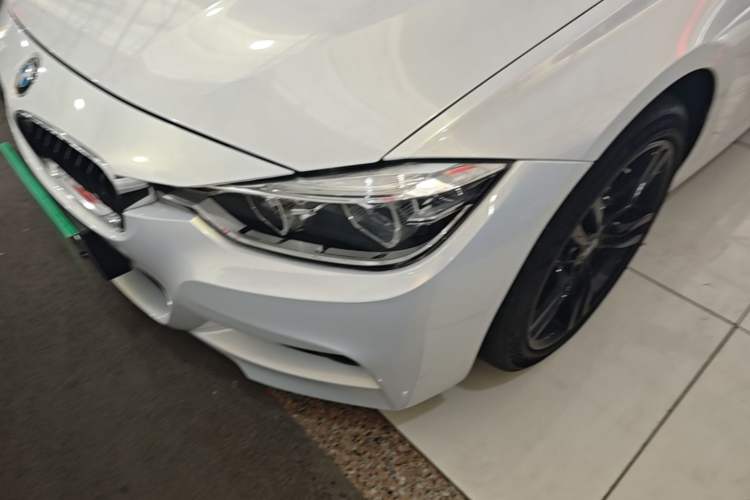 Used BMW 3 Series 2018 320i M Sport Package Left Front Headlight