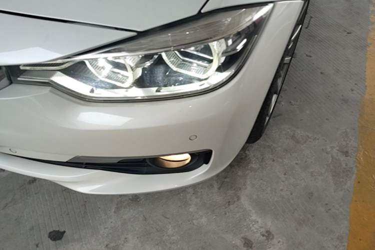 Used BMW 3 Series 2018 320Li Fashion Model Left Front Headlight