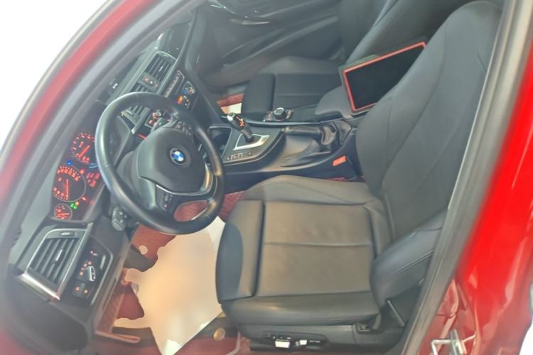 Used BMW 3 Series 2018 320Li Fashion Model Left Front Seat