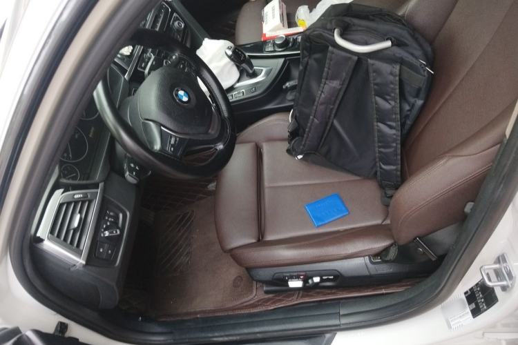 Used BMW 3 Series 2018 320Li Fashion Model Left Front Seat
