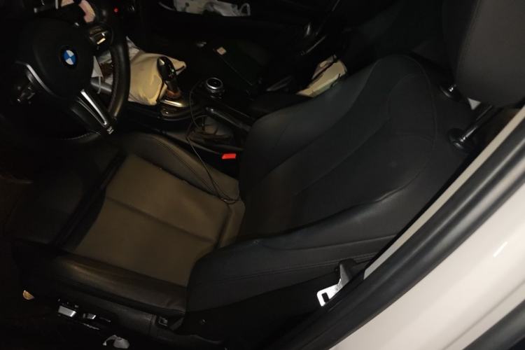 Used BMW 3 Series 2018 320Li Fashion Model Left Front Seat