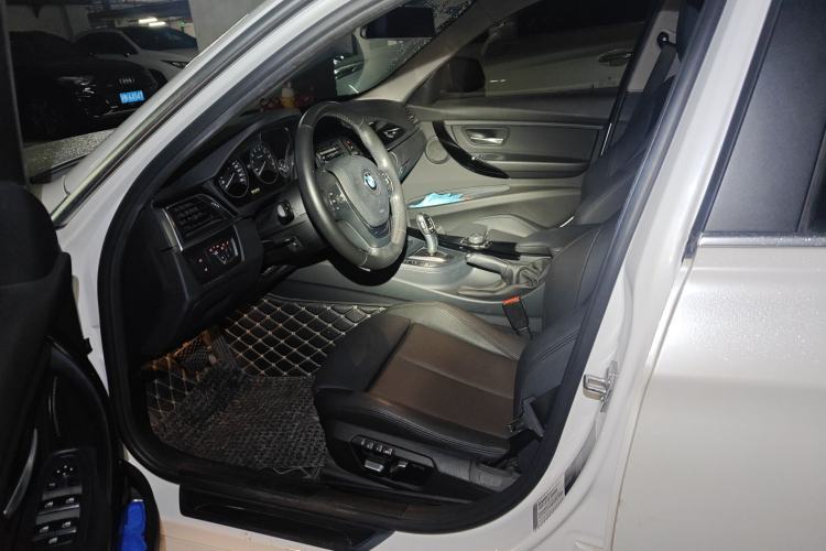 Used BMW 3 Series 2018 320Li Fashion Model Left Front Seat