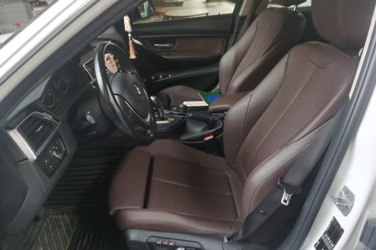 Used BMW 3 Series 2018 320Li Fashion Model Left Front Seat