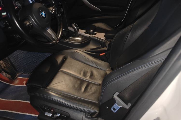 Used BMW 3 Series 2018 320i M Sport Package Left Front Seat