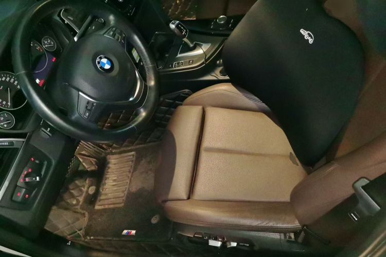Used BMW 3 Series 2018 320Li Fashion Model Left Front Seat