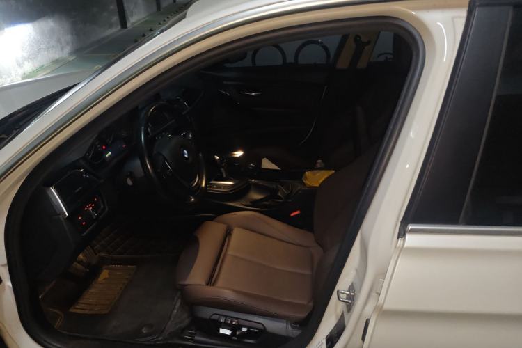 Used BMW 3 Series 2018 320Li Fashion Model Left Front Seat