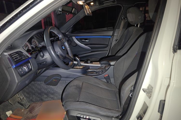 Used BMW 3 Series 2018 320i M Sport Package Left Front Seat