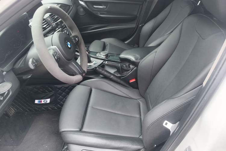 Used BMW 3 Series 2018 320Li Leading Model M Sport Package Left Front Seat