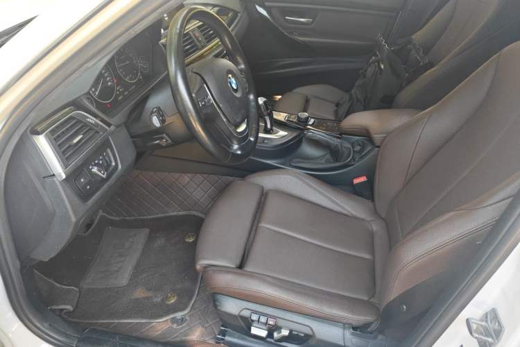 Used BMW 3 Series 2018 320Li Fashion Model Left Front Seat