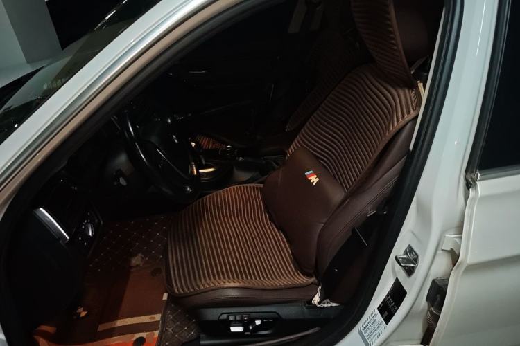 Used BMW 3 Series 2018 320Li Fashion Model Left Front Seat