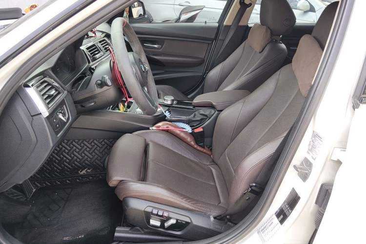Used BMW 3 Series 2018 320Li Leading Model M Sport Package Left Front Seat
