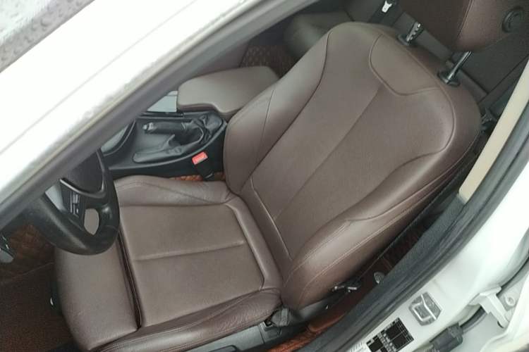 Used BMW 3 Series 2018 320Li Fashion Model Left Front Seat