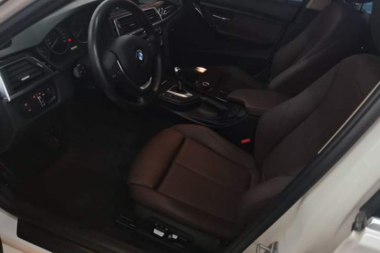 Used BMW 3 Series 2018 320Li Fashion Model Left Front Seat