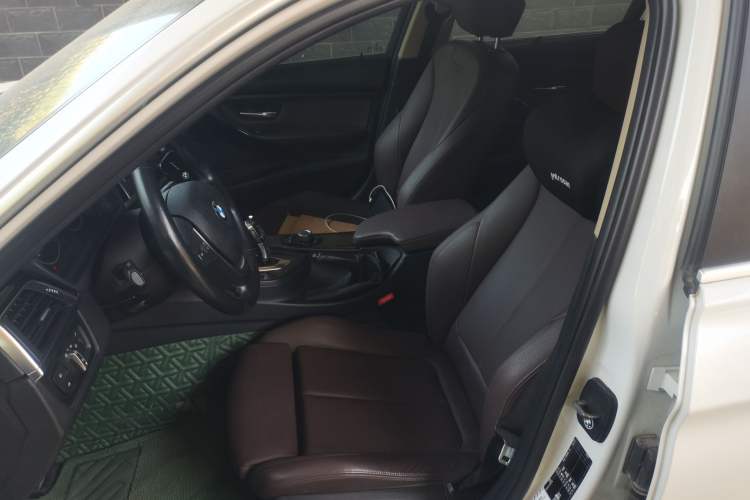 Used BMW 3 Series 2018 320Li Fashion Model Left Front Seat
