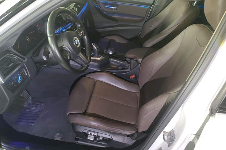 Used BMW 3 Series 2018 320Li Leading Model M Sport Package Left Front Seat
