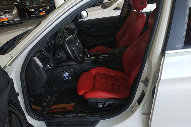 Used BMW 3 Series 2018 318Li Left Front Seat