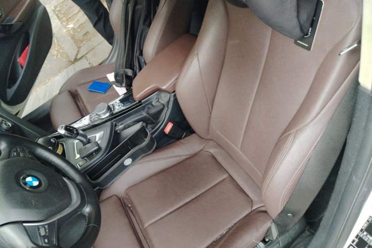 Used BMW 3 Series 2018 320Li xDrive Fashion Model Left Front Seat