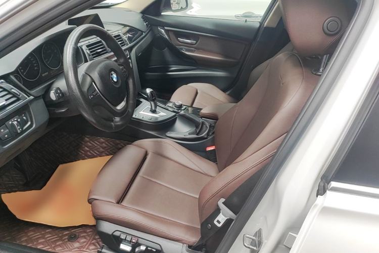 Used BMW 3 Series 2018 320Li Fashion Model Left Front Seat