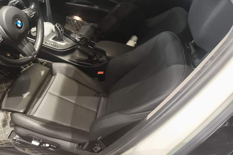 Used BMW 3 Series 2018 320Li Leading Model M Sport Package Left Front Seat