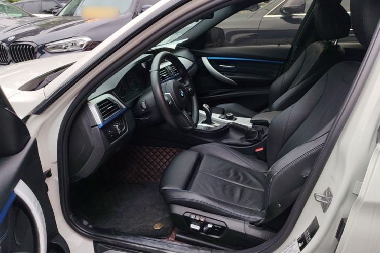 Used BMW 3 Series 2018 320i M Sport Package Left Front Seat