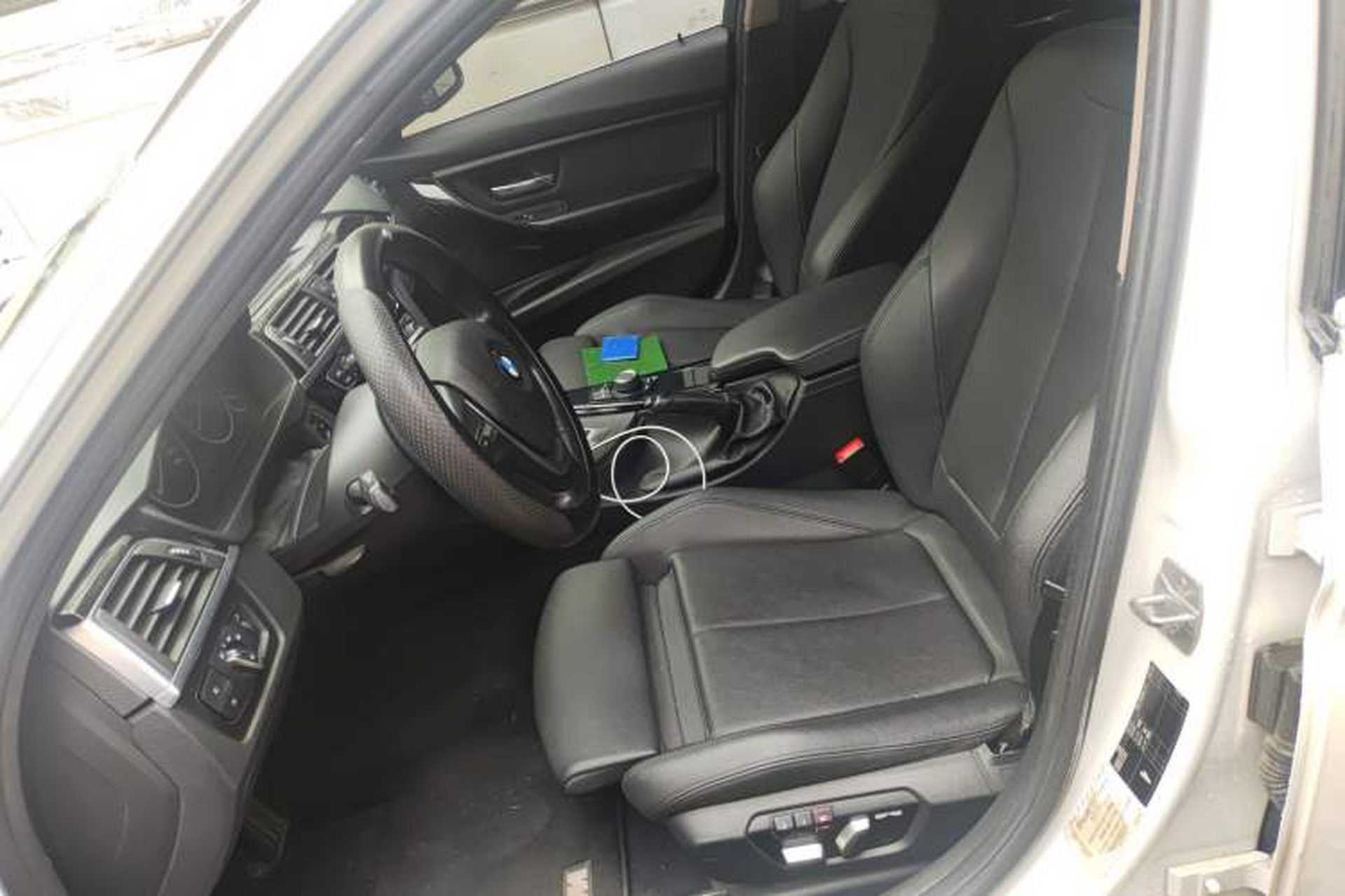Used BMW 3 Series 2018 318Li Left Front Seat