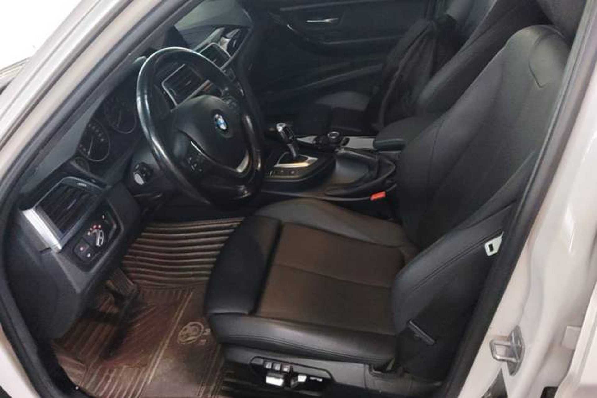 Used BMW 3 Series 2018 320Li Fashion Model Left Front Seat