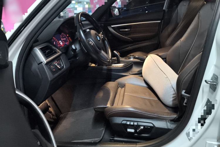 Used BMW 3 Series 2018 320i M Sport Night Edition Left Front Seat
