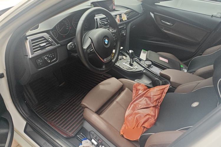 Used BMW 3 Series 2018 320Li Fashion Model Left Front Seat