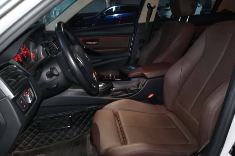 Used BMW 3 Series 2018 320Li Fashion Model Left Front Seat