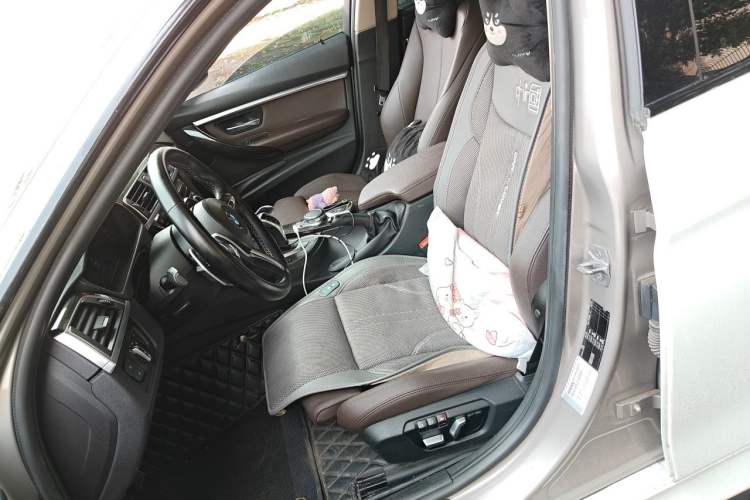 Used BMW 3 Series 2018 320Li Leading Luxury Package Left Front Seat