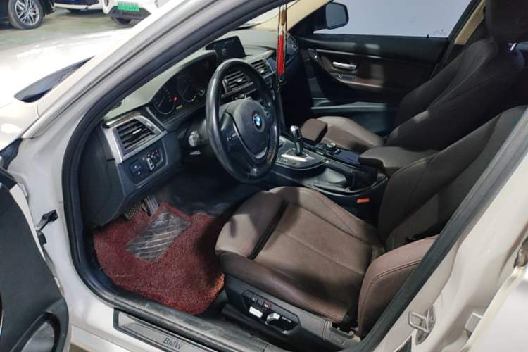 Used BMW 3 Series 2018 320Li Fashion Model Left Front Seat