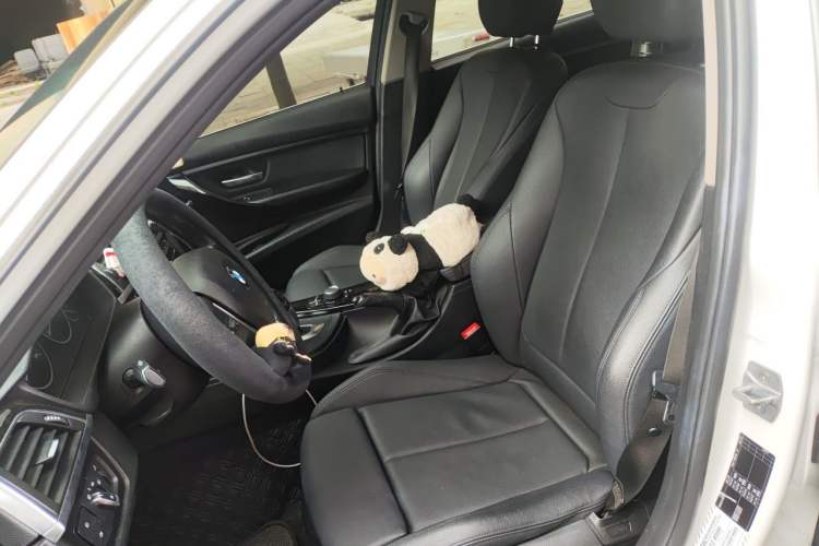 Used BMW 3 Series 2018 320Li Fashion Model Left Front Seat