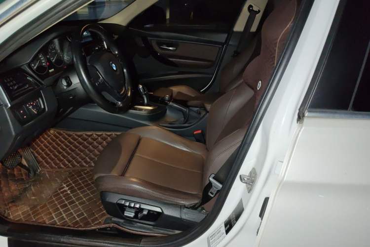 Used BMW 3 Series 2018 320Li Fashion Model Left Front Seat