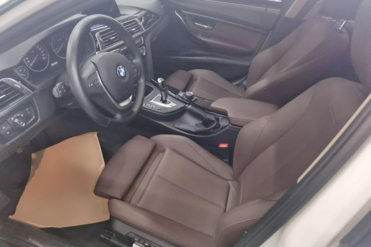 Used BMW 3 Series 2018 320Li Fashion Model Left Front Seat