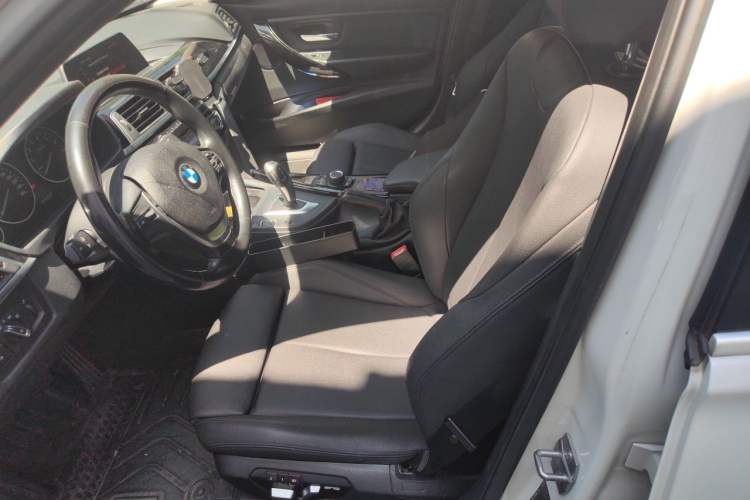 Used BMW 3 Series 2018 320Li Fashion Model Left Front Seat